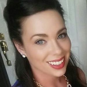 Meet your Posher, Holly